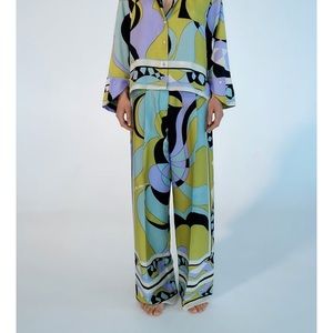 NWOT Zara wide leg printed pants